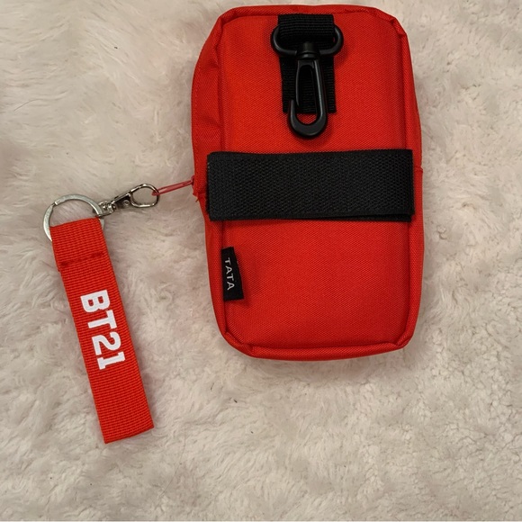 BT21 Tata pouch - Picture 2 of 3